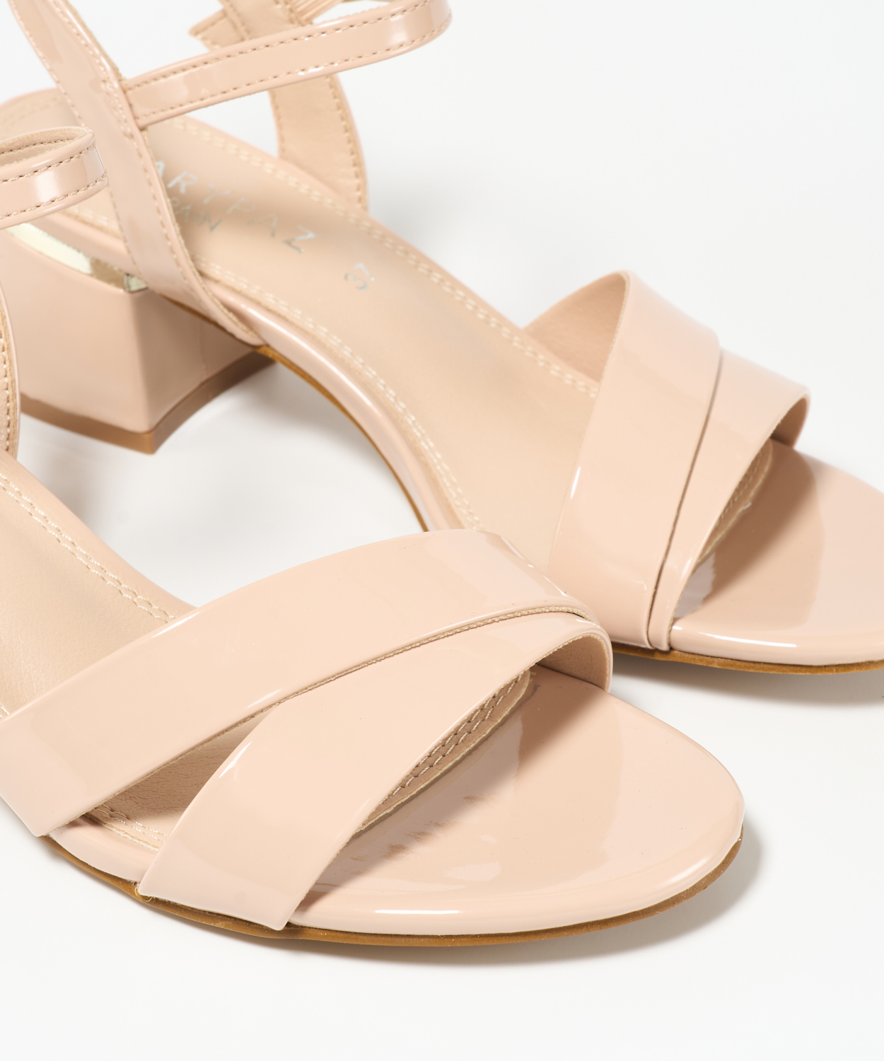Sandalias tacón detalle image number null